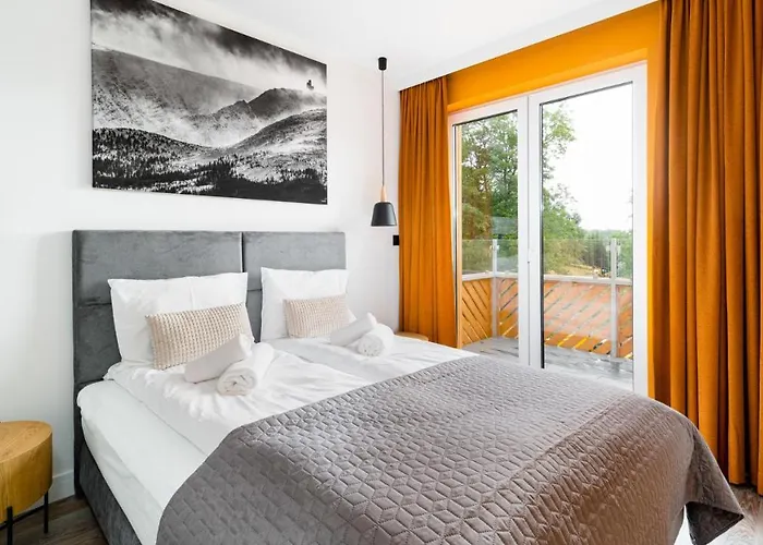 Good Time - Przy Dolinie Szczescia * 斯克拉斯卡波伦巴